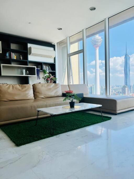 Exotic Elegant Sky Utopia! 魅力四射独特风格.邂逅浪漫吉隆坡美好夜景回忆 Apartment Kuala Lumpur