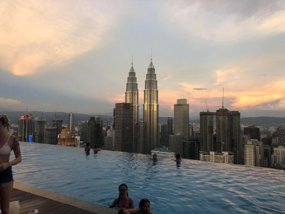 Exotic Elegant Sky Utopia! 魅力四射独特风格.邂逅浪漫吉隆坡美好夜景回忆 Apartment